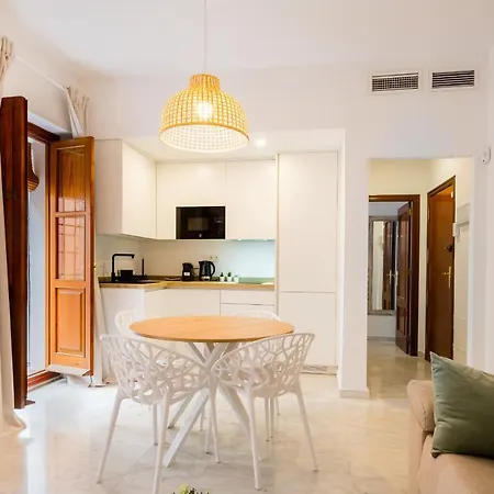 Minty Stay - San Luis Sevilha Exterior foto